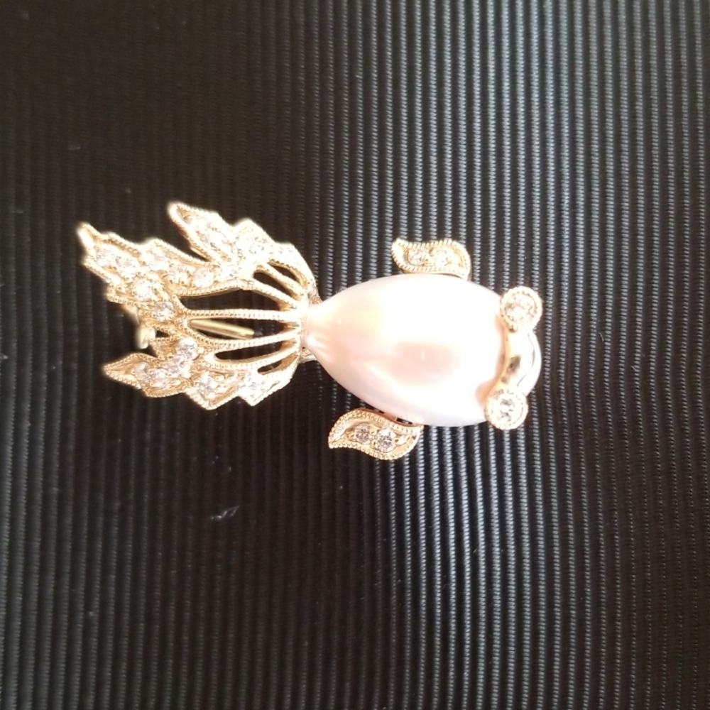 14kt YG Pearl/Diamond Pin